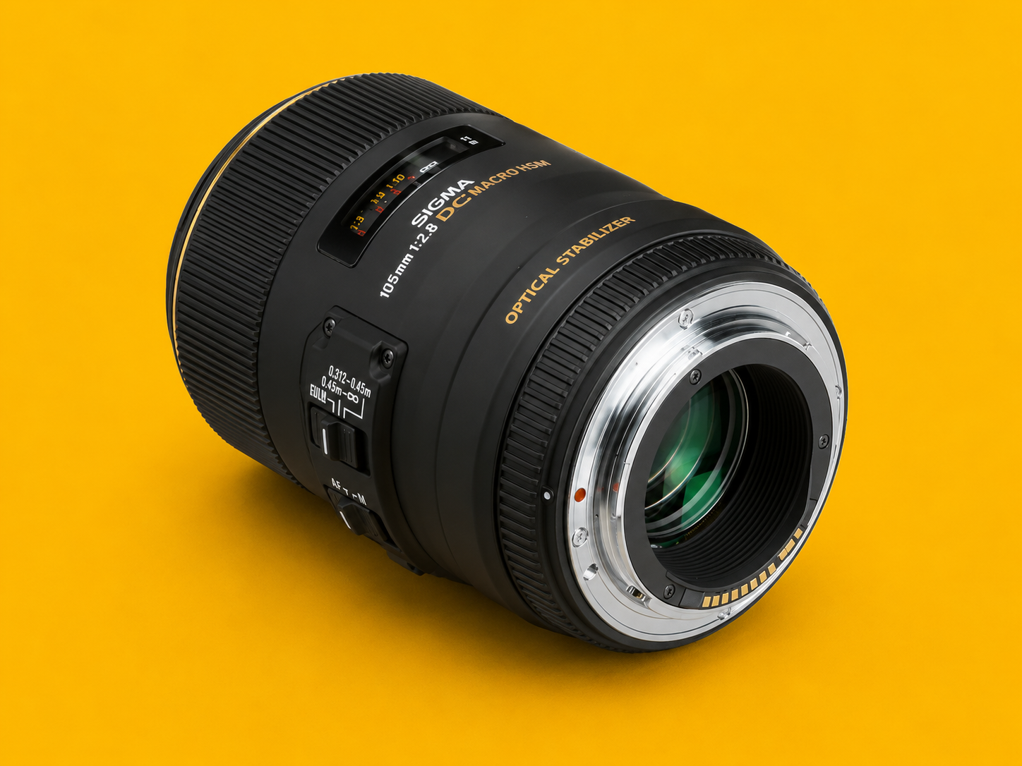 Sigma 105mm F2.8 EX DG OS HSM Macro